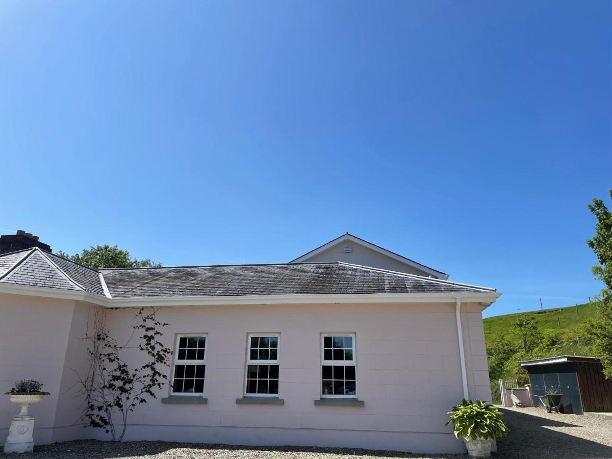 The Cottage At Riverbank Ballinamallard Esterno foto